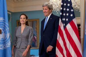 John Kerry ve Angelina Jolie iftarda buluştu
