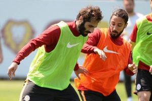 Hamit Altıntop, Sarı-Kırmızılı y&ouml;netime s&uuml;rpriz bir &ouml;neride bulundu