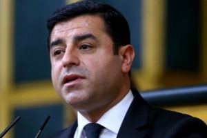 Demirtaş: Yargı, Saray'ın listesine g&ouml;re hareket ediyor