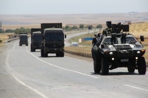 Operasyonun başladığı il&ccedil;elere askeri sevkiyat