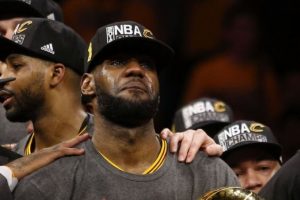 LeBron Cleveland'ın tarihini değiştirdi!