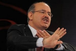 Akit'ten AKP'li H&uuml;seyin &Ccedil;elik'e sert s&ouml;zler: Hokkabaz, nato kafa, i&ccedil;i boş &ccedil;uval!