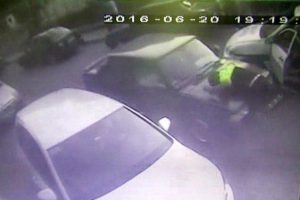 Polise &ccedil;arpan s&uuml;r&uuml;c&uuml;y&uuml; serbest bırakıldı
