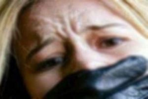 Gen&ccedil; kız polise gitti: Babam beni PKK'ya verecek