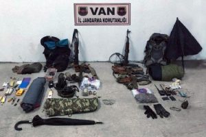 &Ccedil;aldıran'da &ccedil;atışma: 2 PKK'lı ter&ouml;rist &ouml;ld&uuml;r&uuml;ld&uuml;