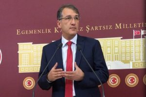 CHP Bursa Milletvekili İrgil: Milli Eğitim Bakanlığı ne yaptığını bilmez halde