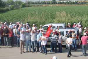 Bursa'da Nestle Fabrikası'nda grev s&uuml;r&uuml;yor