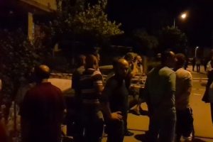 Polise atılmak istenen roket eve isabet etti