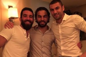&Ccedil;in kanalına g&ouml;re Sel&ccedil;uk İnan, Burak Yılmaz'ın takımı Beijing Gouan'a transfer olacak
