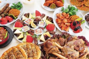 Ramazan'da mide sağlığınızı es ge&ccedil;meyin