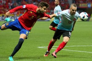 Daniele Adani, Caner Erkin'e fena takmış durumda