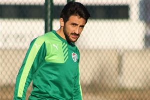 Bursaspor, Jem Karacan'ın opsiyonunu kullanmayacak