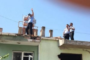 Roketli saldırıda facia ucuz atlatıldı