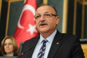 Oktay Vural istifasını Genel Kurul'a bildirdi