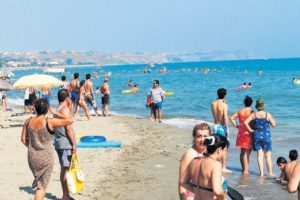 İstanbul plajları kafaları karıştırdı! Sağlıklı mı değil mi?