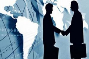 Hizmet ve inşaat arttı, parakende azaldı