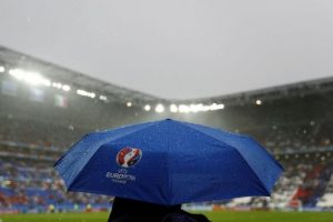 Hava şartları EURO 2016'yı zorluyor