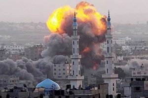 Deyr Ez Zor'da hava saldırısı: 35 &ouml;l&uuml; 70 yaralı!