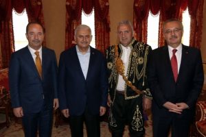 Başbakan Yıldırım, Kırkpınar heyetini kabul etti