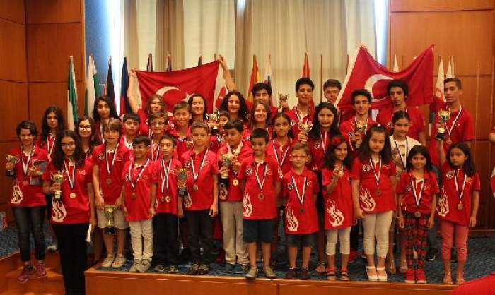 Satran&ccedil;ta T&uuml;rkiye'ye madalya yağmuru
