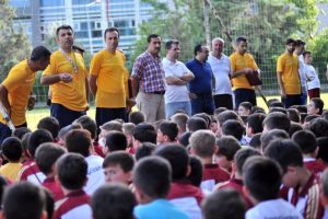Bursa İneg&ouml;lspor'da geleceğin yıldızları &ccedil;alışmaya başladı