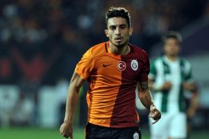 Alex Telles, Galatasaray d&ouml;nemini geride bırakmak istiyor