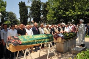 Bakan Soylu, Yalova'da cenaze t&ouml;renine katıldı