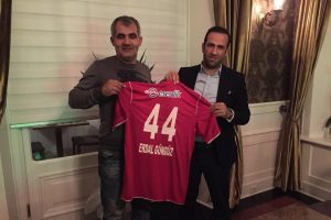 Yeni Malatyaspor'da imzalar atılıyor
