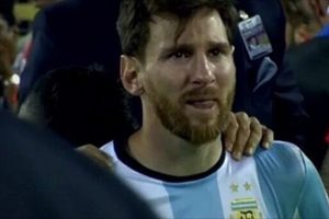 Messi finalde penaltı ka&ccedil;ırdı, milli takımı bıraktı! Şampiyon Şili oldu