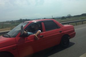 Bursa'da kazaya davetiye &ccedil;ıkaran s&uuml;r&uuml;c&uuml;!