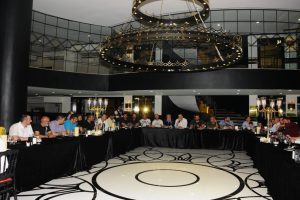 Bursa otomobil sporları tutkunlarını buluşturan iftar