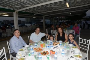 Bursaspor Y&ouml;netim Kurulu, kul&uuml;p personeline iftar yemeği verdi