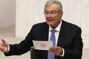 Baykal 6 yıl sonra k&uuml;rs&uuml;ye &ccedil;ıktı