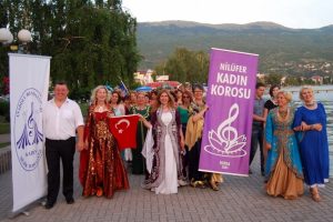 Bursalı 'Anadolu Bindallıları' Ohrid'de sahnedeydi