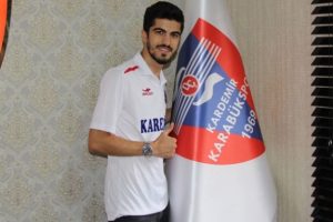 Karab&uuml;kspor'dan h&uuml;cum hattına takviye!