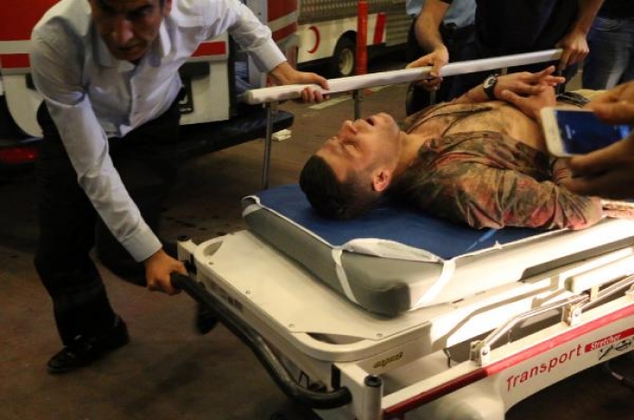 Sağlık Bakanlığı: 23 ambulansla yaralılara m&uuml;dahale ediliyor