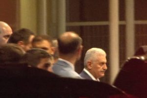 Başbakan Binali Yıldırım, saldırıda yaralananları ziyaret etti