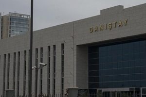 Y&uuml;ksek yargı d&uuml;zenlemesinde 11 madde kabul edildi