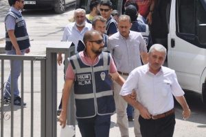FETO/PYD operasyonunda 8 ş&uuml;pheli 'denetimli' serbest