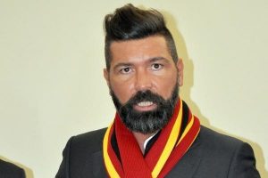 Kayserispor Teknik Direkt&ouml;r&uuml; Kutlu, 'canlı bomba' saldırısı sırasında havalimanındaydı