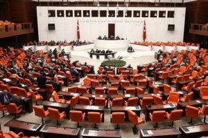 M&uuml;ft&uuml; nikahı Meclis'te tartışma yarattı