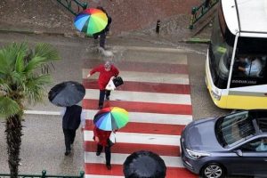 Meteorolojiden sağanak yağış uyarısı