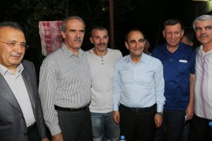 Altepe, Bursa Yıldırım'da vatandaşlarla iftar programında bir araya geldi