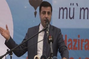 Demirtaş, partisinin iftarında konuştu