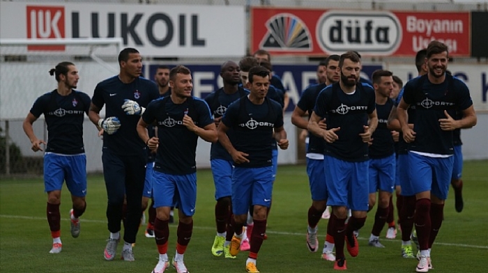 Trabzonspor, yeni sezon kapsamında &ccedil;alışmalarını s&uuml;rd&uuml;rd&uuml;