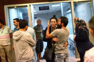 Sağ kurtulan gencin ağabeyi sosyal medyayı ağlattı