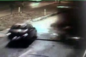 2 kişinin &ouml;ld&uuml;ğ&uuml; tren kazası g&uuml;venlik kamerasında