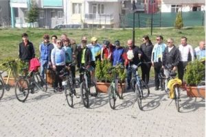 EBİS &uuml;yesi &ccedil;ift, bisiklet turuna &ccedil;ıktı
