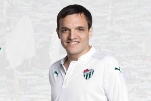 Bursaspor Hatıra Formasına isim yazdırmalar ilgiyle devam ediyor