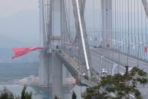 Osmangazi K&ouml;pr&uuml;s&uuml; ge&ccedil;işinde y&uuml;zde 8 KDV uygulanacak